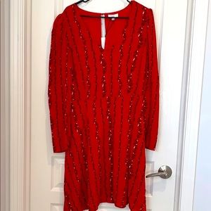 Red casual dress with long sleeves